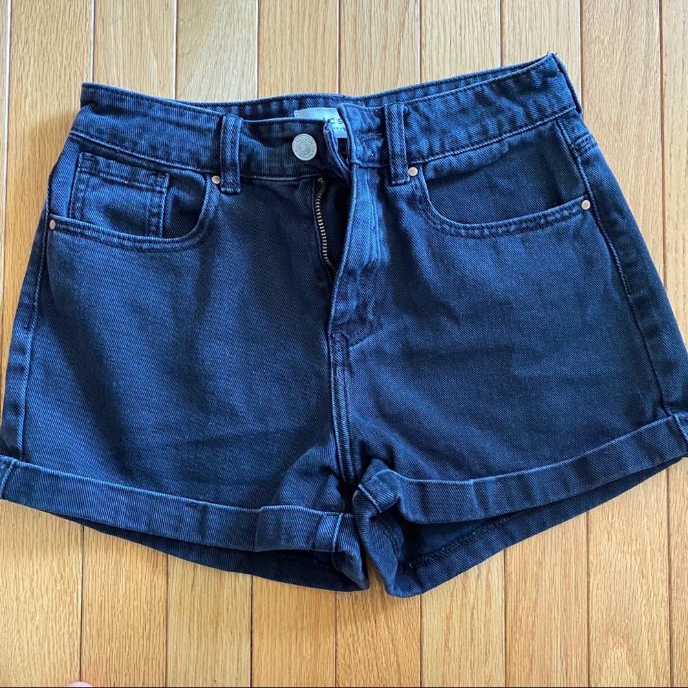 Pacsun- Black Mom Shorts